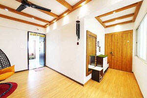 Room in 4 BHK Apartment at Wakad – for Sale
