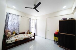 Bedroom in 4 BHK Apartment at Wakad – for Sale