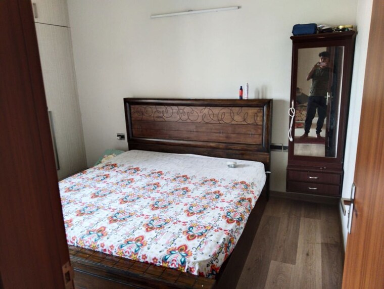 Bedroom, central-park-flower-valley 2.5 Bedroom 1093 Sq.Ft. Builder Floor In Sohna Sector 33 Gurgaon 10521867