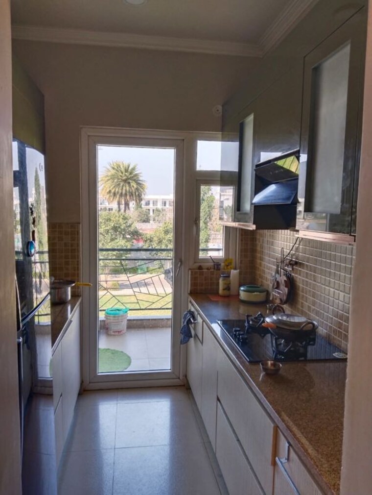 Kitchen, central-park-flower-valley 2.5 Bedroom 1093 Sq.Ft. Builder Floor In Sohna Sector 33 Gurgaon 10521867