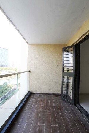 Room in 3 BHK Apartment at Kohinoor Courtyard One, Wakad – for Sale
