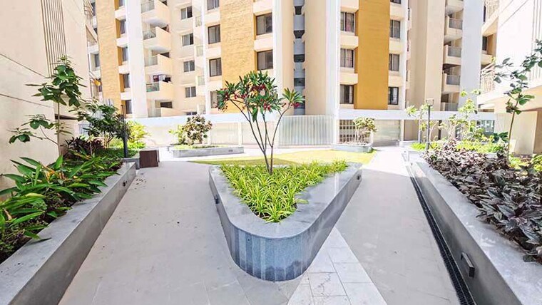 Balcony, kohinoor-courtyard-one 3 Bedroom 958 Sq.Ft. Apartment In Wakad Pune 10521897