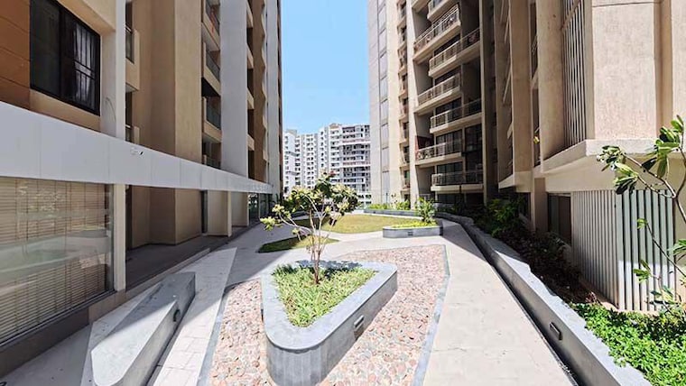 Balcony, kohinoor-courtyard-one 3 Bedroom 958 Sq.Ft. Apartment In Wakad Pune 10521897