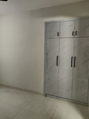 Room in 3 BHK Apartment at Eldeco Live By The Greens, Sector 150 – for Rent
