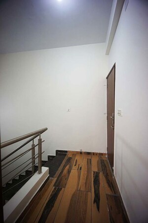 Furnished Amenities in 4 BHK Apartment at Hathijan – for Sale