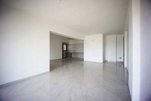Room in 3 BHK Apartment at Science City – for Sale
