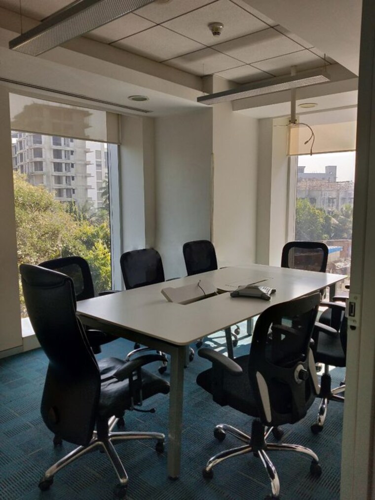 Team Area, super corridor Commercial Office Space 1900 Sq.Ft. In Super Corridor Indore 10521975