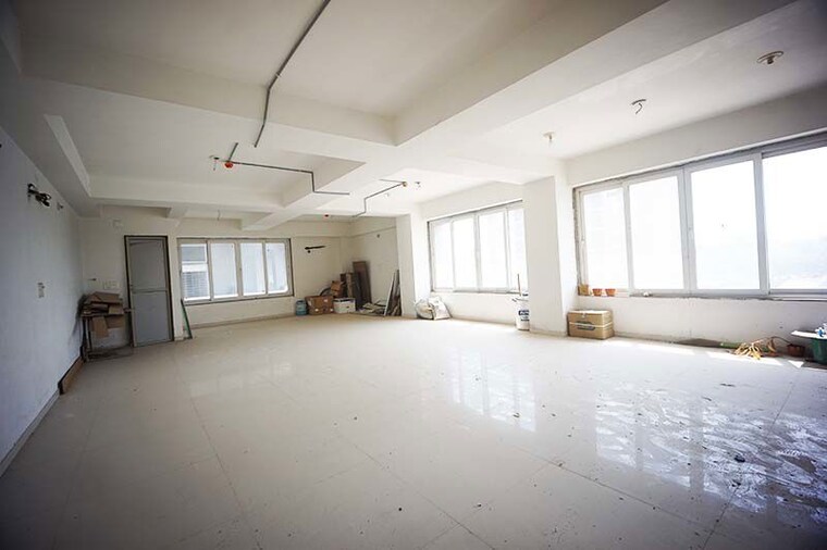 Room, sector 6 Commercial Office Space 831 Sq.Ft. In Sector 6 Gandhinagar 10521971
