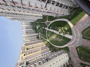 Master Plan in 2.5 BHK Apartment at Supertech Czar Suites, Omicron I Greater Noida – for Rent
