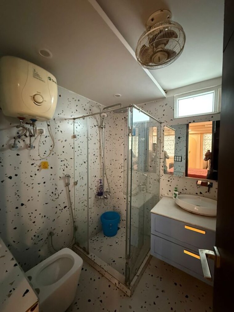 Team Area, greater kailash i 4 Bedroom 2700 Sq.Ft. Apartment In Greater Kailash I Delhi 10521995