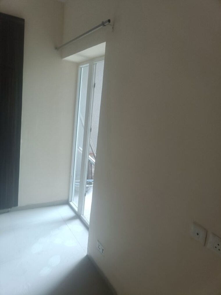 Room, shri-radha-sky-gardens 2 Bedroom 1200 Sq.Ft. Apartment In Sector 16b Greater Noida Greater Noida 10521889