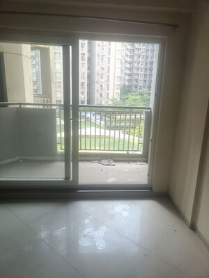 Room in 2 BHK Apartment at Shri Radha Sky Gardens, Sector 16b Greater Noida – for Rent