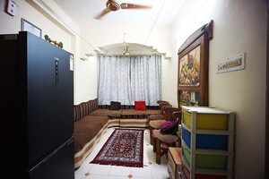Bedroom in 2 BHK Apartment at Jivraj Park – for Sale