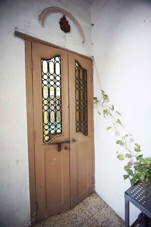 Furnished Amenities in 2 BHK Apartment at Jivraj Park – for Sale