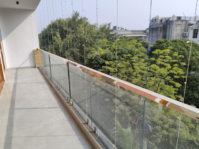Balcony, dwarka 3 Bedroom 1500 Sq.Ft. Apartment In Dwarka Delhi 10522106