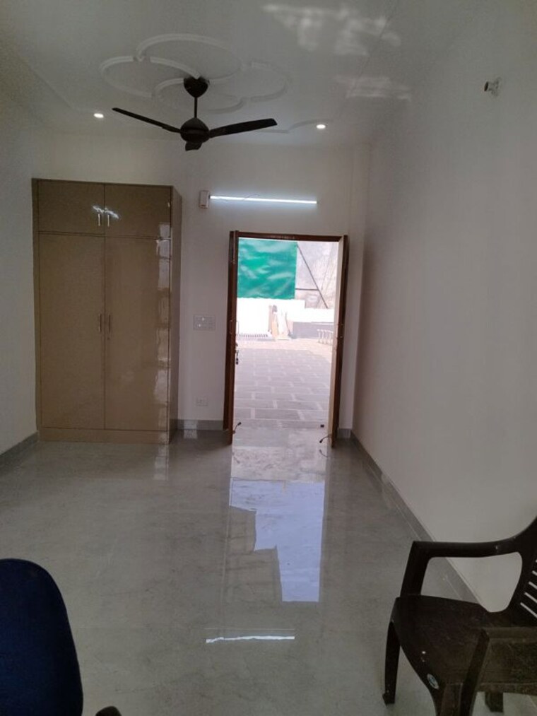 undefined, dwarka 3 Bedroom 1500 Sq.Ft. Apartment In Dwarka Delhi 10522106