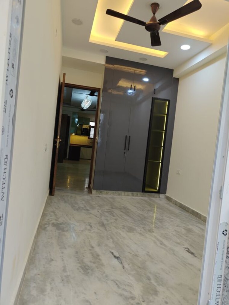 Room, pratap-vihar-gda-flats 3 Bedroom 960 Sq.Ft. Builder Floor In Pratap Vihar Ghaziabad 10522063