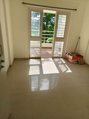 2 BHK Apartment For Rent in Laxmi Plaza Dapodi, Dapodi