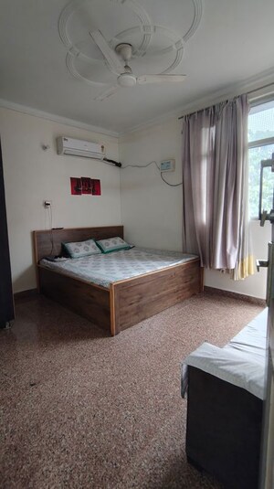 1 BHK Builder Floor For Rent in Freedom Fighters Vihar