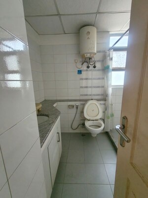 Bathroom in 3 BHK Apartment at Bestech Park View Residency, Sector 3 – for Sale