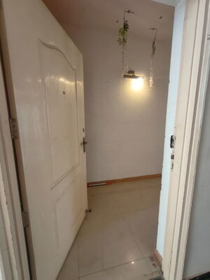 Bathroom in 3 BHK Apartment at Bestech Park View Residency, Sector 3 – for Sale