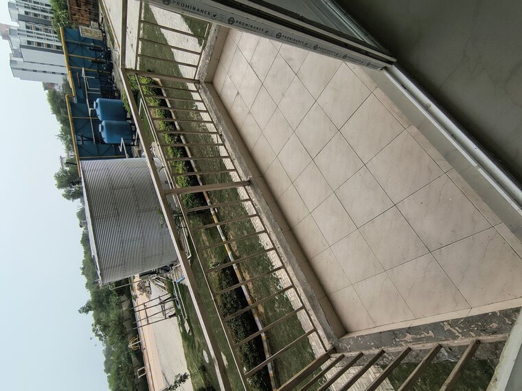 Balcony, bedarwals-sixty-three-golf-drive 1 Bedroom 450 Sq.Ft. Apartment In Sector 63 Gurgaon 10522158