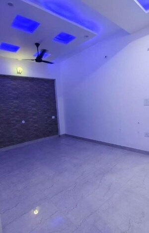 Room in 3 BHK Builder Floor at Balliwala – for Rent