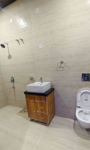 Bathroom in 3 BHK Builder Floor at Balliwala – for Rent