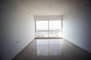 Room in 4 BHK Penthouse at Kondhwa Budruk – for Sale