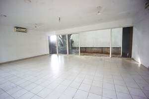 Room in 4 BHK Penthouse at Kondhwa Budruk – for Sale