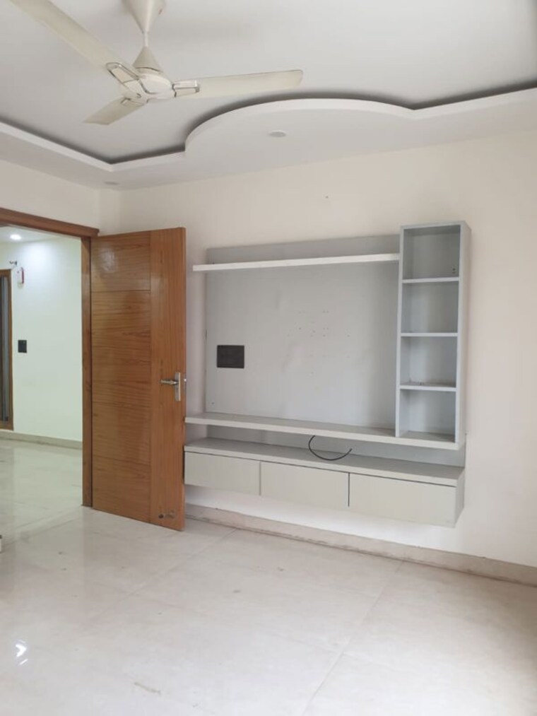 Room, tdi-the-retreat 3 Bedroom 250 Sq.Yd. Builder Floor In Sector 89 Faridabad 10522016