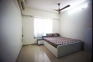 Bedroom in 3 BHK Apartment at Kondhwa Budruk – for Sale