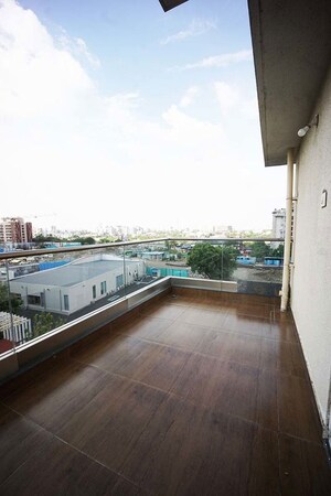 Swimming Pool in 3 BHK Apartment at Kondhwa Budruk – for Sale