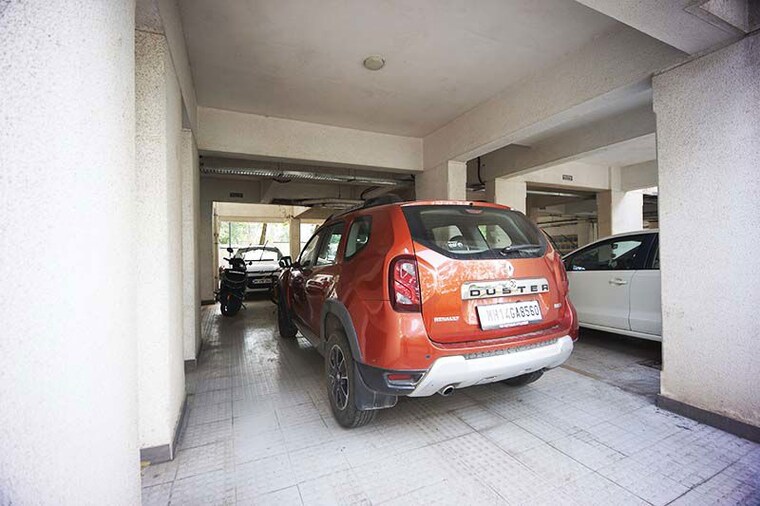  Parking, kondhwa budruk 3 Bedroom 1200 Sq.Ft. Apartment In Kondhwa Budruk Pune 10522215