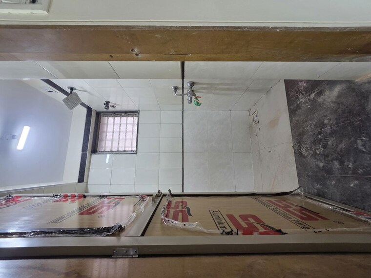 Bathroom, shashtri nagar 1 Bedroom 430 Sq.Ft. Apartment In Shashtri Nagar Mumbai 10522216