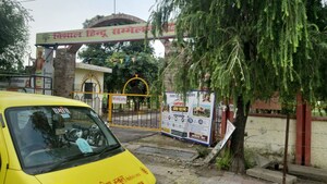  Showroom – Exterior View View at Vijay Tower Gomti Nagar, Gomti Nagar - for Rent