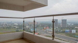 Swimming Pool in 2 BHK Apartment at Kohinoor Grandeur, Ravet – for Rent
