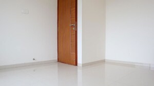 Room in 2 BHK Apartment at Kohinoor Grandeur, Ravet – for Rent