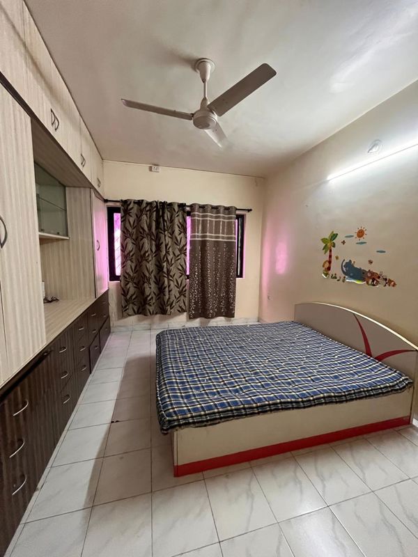 3 BHK 1500 Sq.Ft. Apartment in Oxford Premium