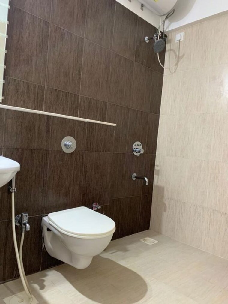 Bathroom, hinjewadi Pg For Girls In Hinjewadi 10522270