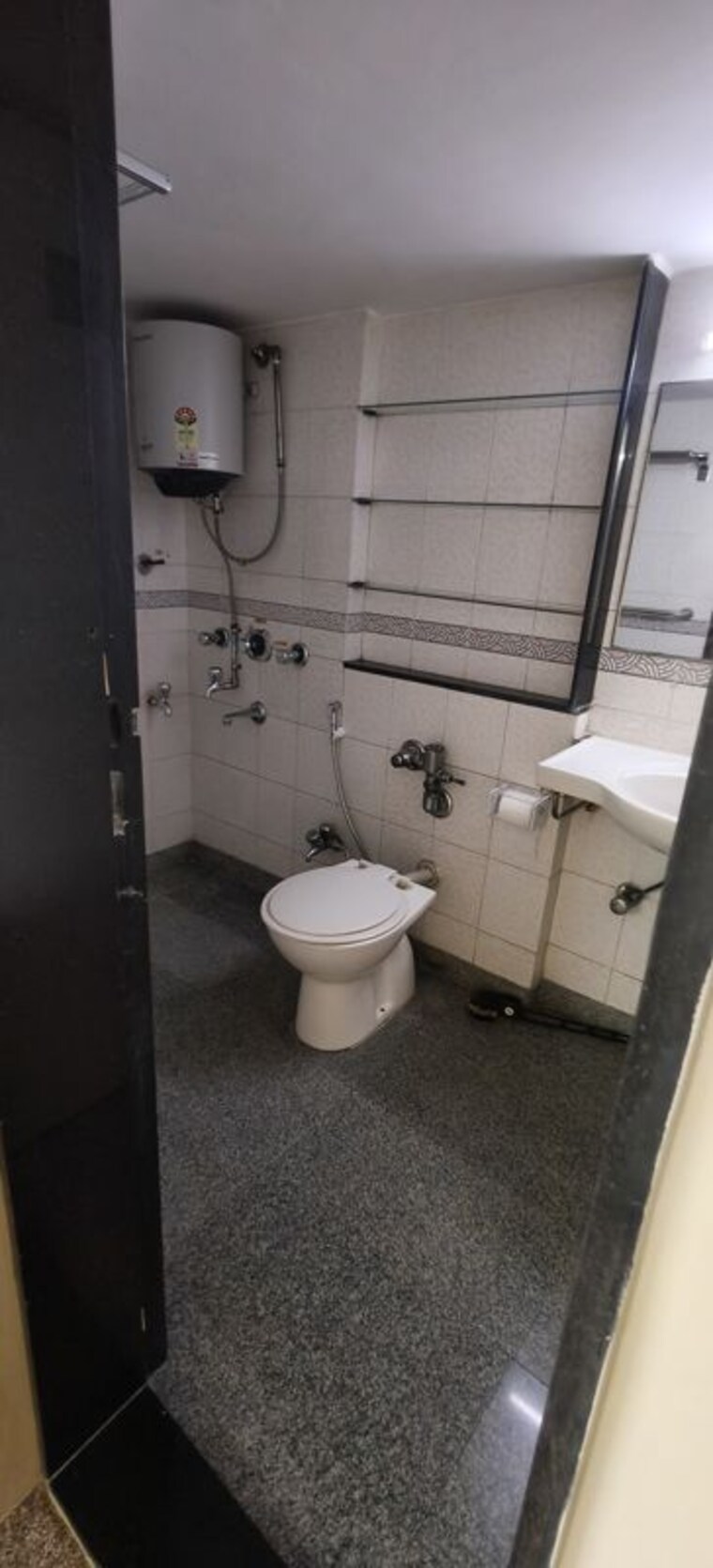 Bathroom, palash-towers 2 Bedroom 1000 Sq.Ft. Apartment In Andheri West Mumbai 10522288