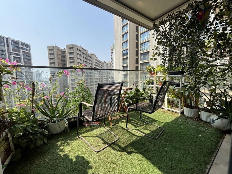 Exterior View, rustomjee-seasons 4 Bedroom 2500 Sq.Ft. Apartment In Bandra East Mumbai 10522294