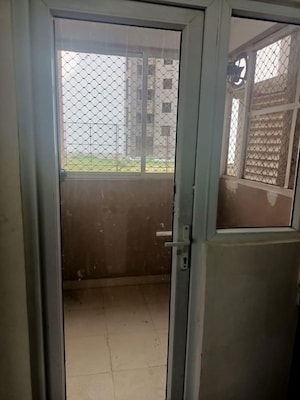 Bathroom in 3 BHK Apartment at Meridian Park At The Prestige City, Sarjapur Road – for Rent