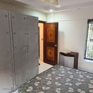 Bedroom in 2 BHK Apartment at Bandra West – for Rent