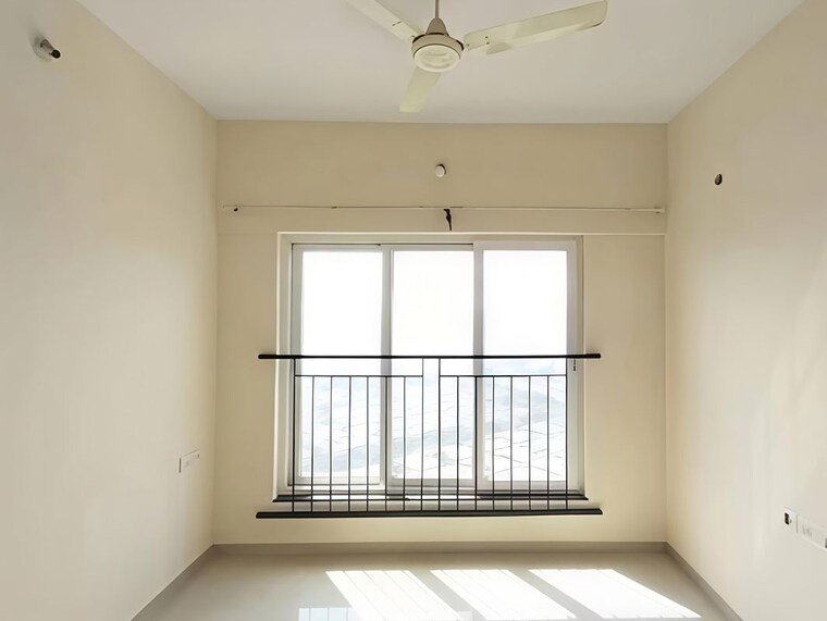 Bedroom, rustomjee-urbania-acura 2 Bedroom 685 Sq.Ft. Apartment In Thane West Thane 10522338