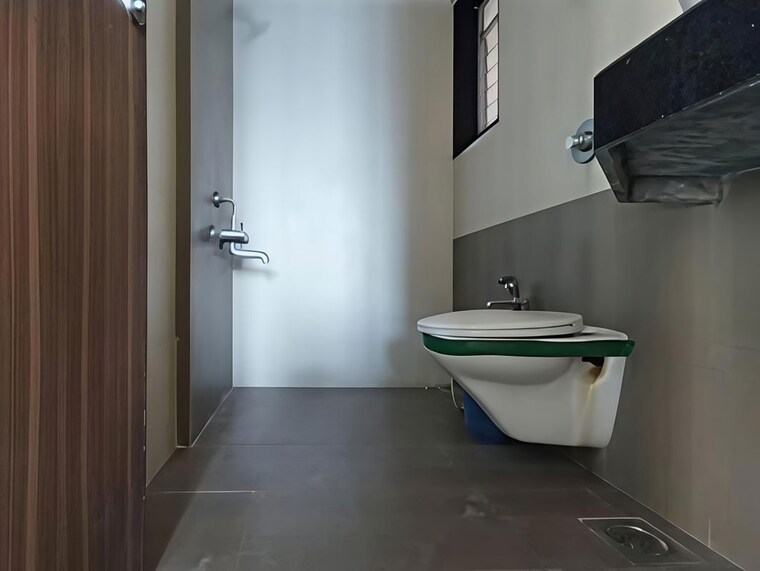 Bathroom, rustomjee-urbania-acura 2 Bedroom 685 Sq.Ft. Apartment In Thane West Thane 10522338