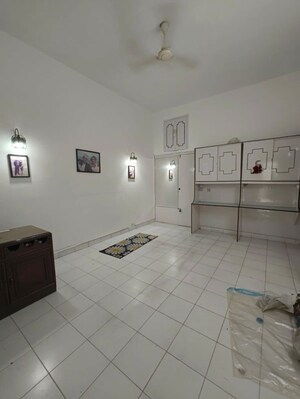 Bathroom in 3 BHK Builder Floor at Greater Kailash I – for Rent