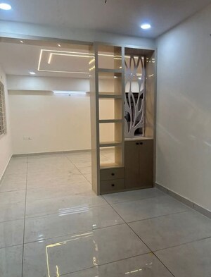 Room in 3 BHK Apartment at Aparna Zenon, Puppalaguda – for Rent