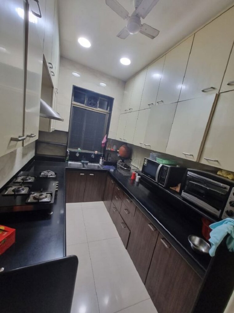 Kitchen, khar west 1 Bedroom 500 Sq.Ft. Apartment In Khar West Mumbai 10522373