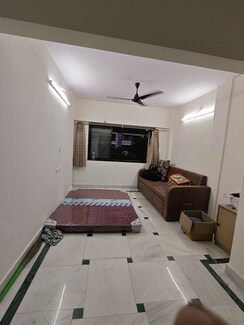 2 BHK Apartment For Rent in Ami Villa